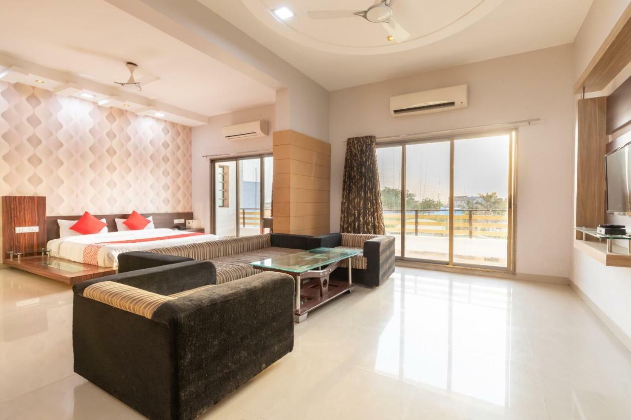 Oyo 42910 Hotel Rudra Palace Ratlām Camera foto