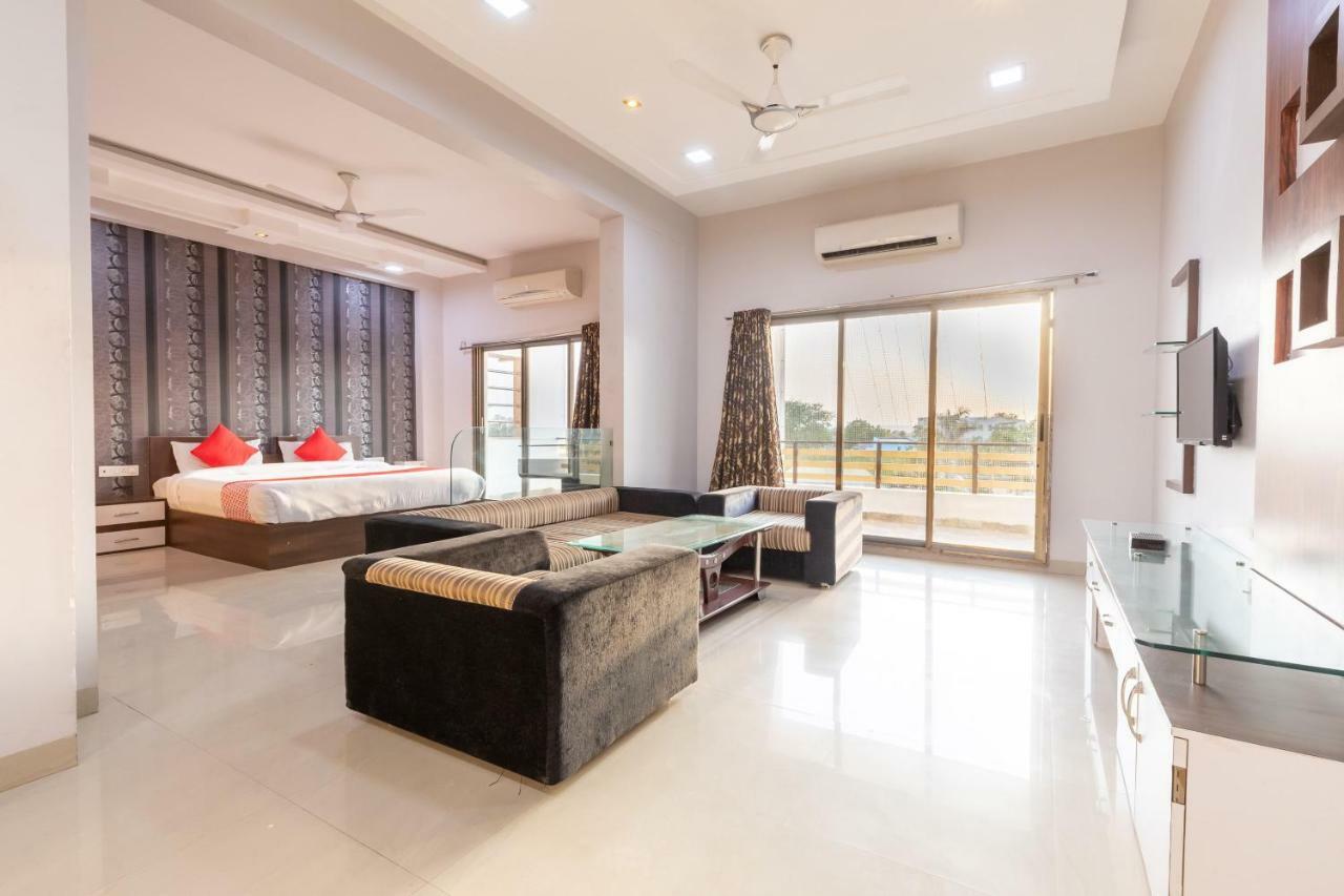 Oyo 42910 Hotel Rudra Palace Ratlām Camera foto