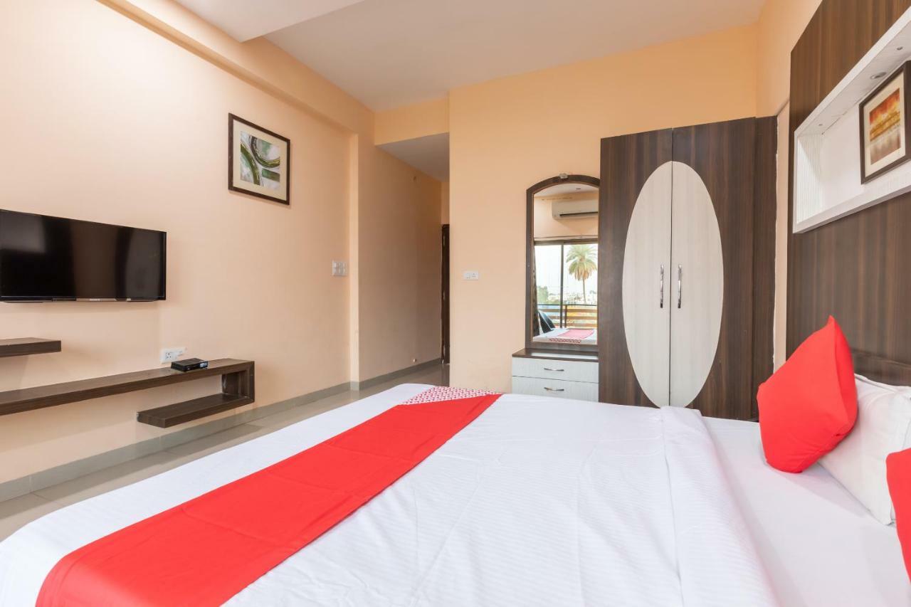 Oyo 42910 Hotel Rudra Palace Ratlām Esterno foto